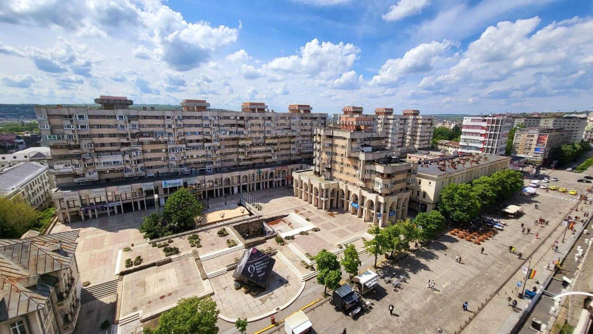 Ferienwohnung Panoramic Penthouse In The Heart Of Iasi Exterior foto